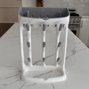 Oxo White and Gray bottle holder
